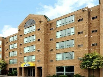 Days By Wyndham Lundys Lane 3* Niagara Falls